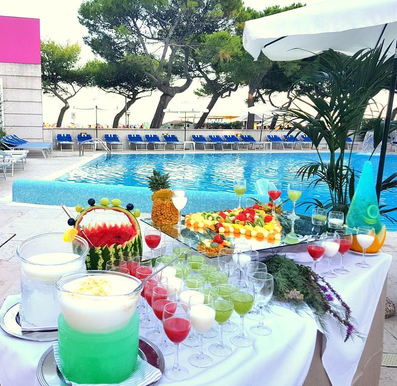 Hotel Bristol Lignano Sabbiadoro Ngoại thất bức ảnh