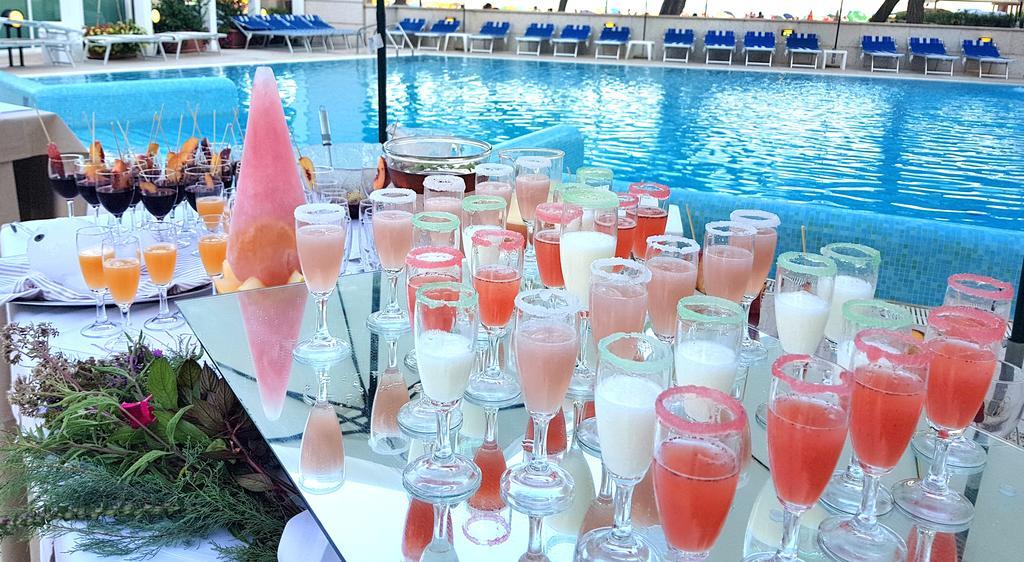 Hotel Bristol Lignano Sabbiadoro Ngoại thất bức ảnh